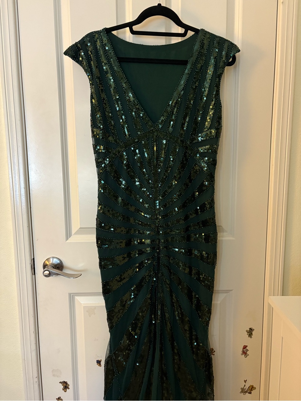Emerald Green Sequin V-Neck Evening Dress